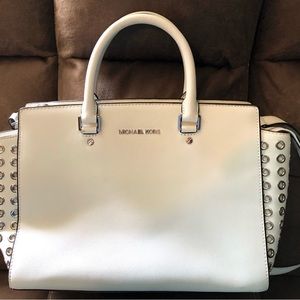Michael Kors Selma Grommet optic white leather bag